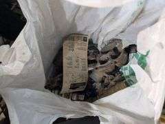 Oil can and misc car parts