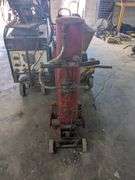 Contractor lift duct jack