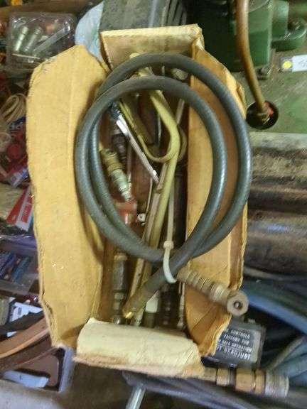 Campbell & Hausfeld air compressor