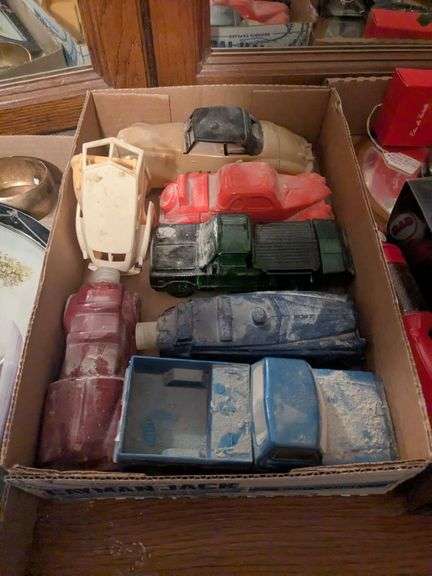 6 vintage Avon aftershave cars image