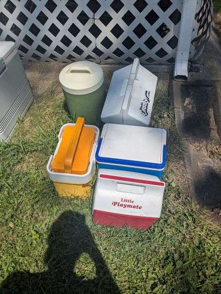 5 small coolers image