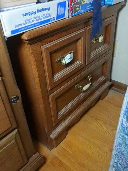 Bedside table (24" x 24" x 16")