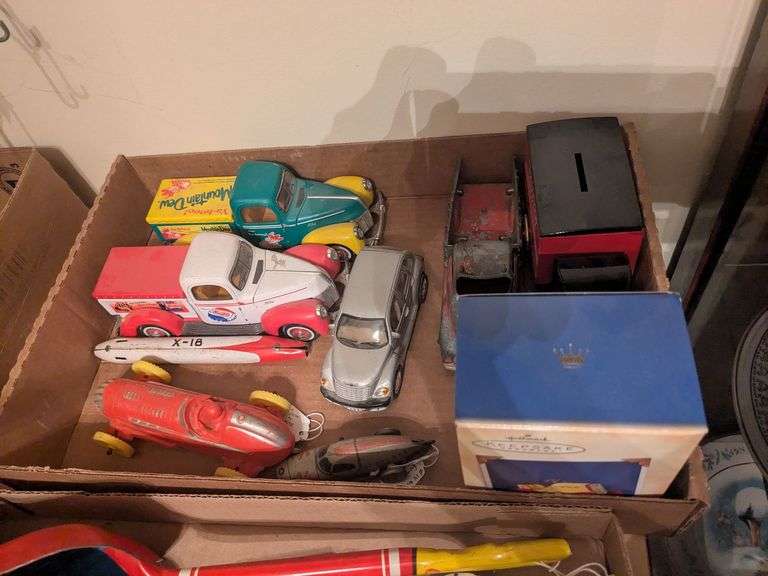Hubley #452 pickup w/ side racks, Germany windup tin racer (works), Aubern rubber racer, and misc image