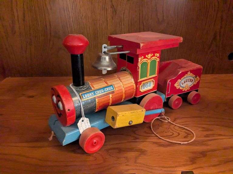 Fisher Price looky chug-chug 1949 pull toy image