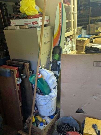 O'Brien international freestyle 2 water ski, misc shop fluids, broom image