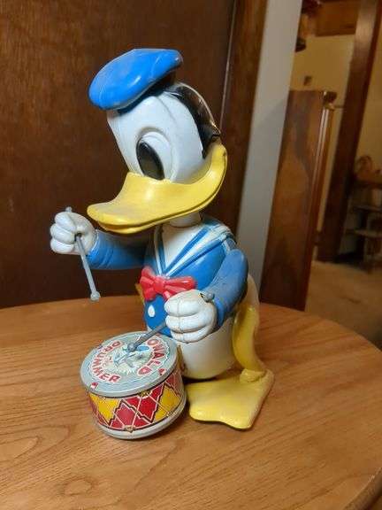 Marx 1950s Donald the Drummer windup image