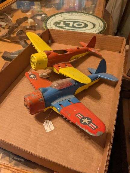 Hubley American eagle toy airplane, Hubley navy fighter bomber image