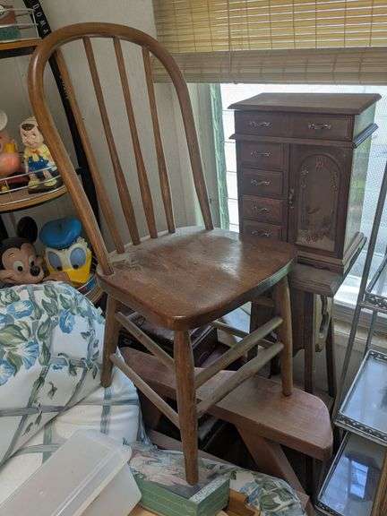 30" wooden chair, wooden stand (31" x 10" x 10"), jewelry box image
