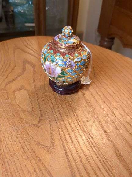 Cloisonne ginger jar w/ lid 1965 image
