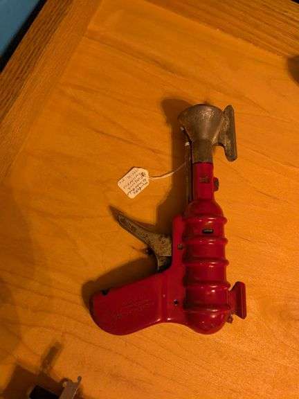 Wyandotte all metal space gun 1930s image