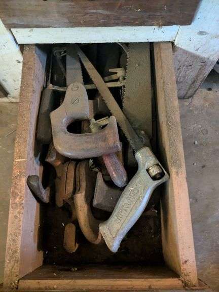 Saws and handles for saws image
