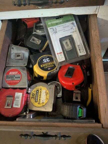 Tape measures image