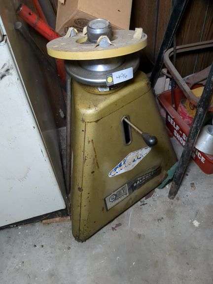 Wheel balancer