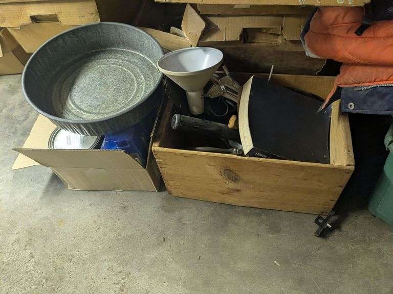 Clamps, hammer, shoplights, oil pan, shop fluids image