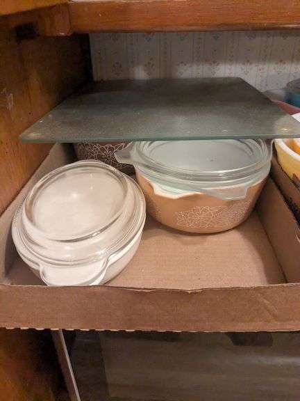 2 Pyrex baking dishes with lids, Corningware baking dish with lid and glass cutting board image
