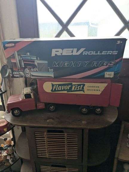 Tonka Flavor Kist tractor trailer, Hunson mighty rig (New in box)