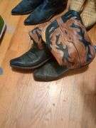 Cowboy boots laundry hamper