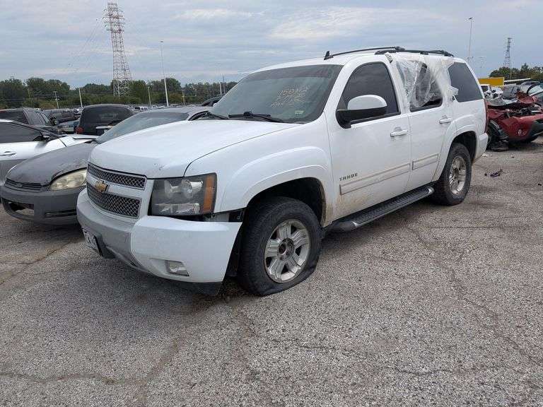2010 CHEVROLET TAHOE image