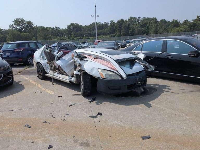 2005 HONDA ACCORD image