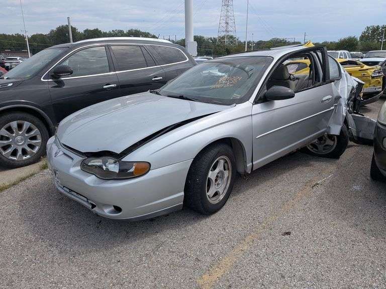 2002 CHEVROLET MONTE CARLO image