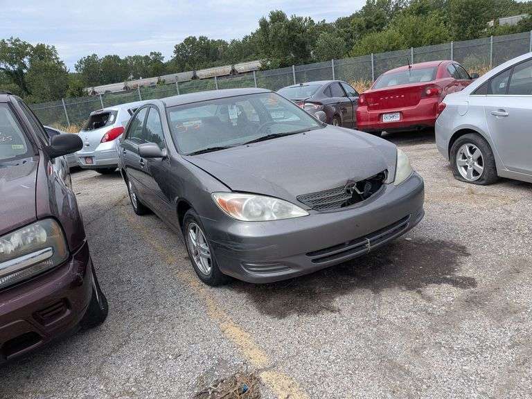 2002 TOYOTA CAMRY image