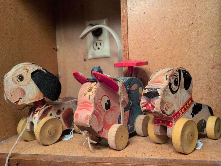 Fisher Price: Butch the Pup #333, Pinky Pig #695 and Woody Wagger #465 image