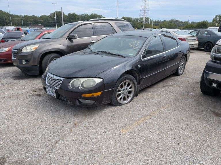 2002 CHRYSLER 300 image