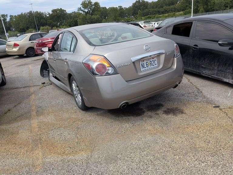 2012 NISSAN ALTIMA image