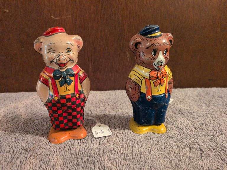 J Chein Tin litho Wind-up 4.75" Bear and 4.75" Pig image