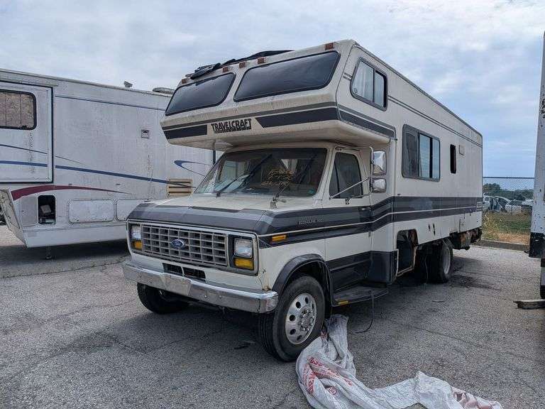 1989 FORD TRAVEL CRAFT image