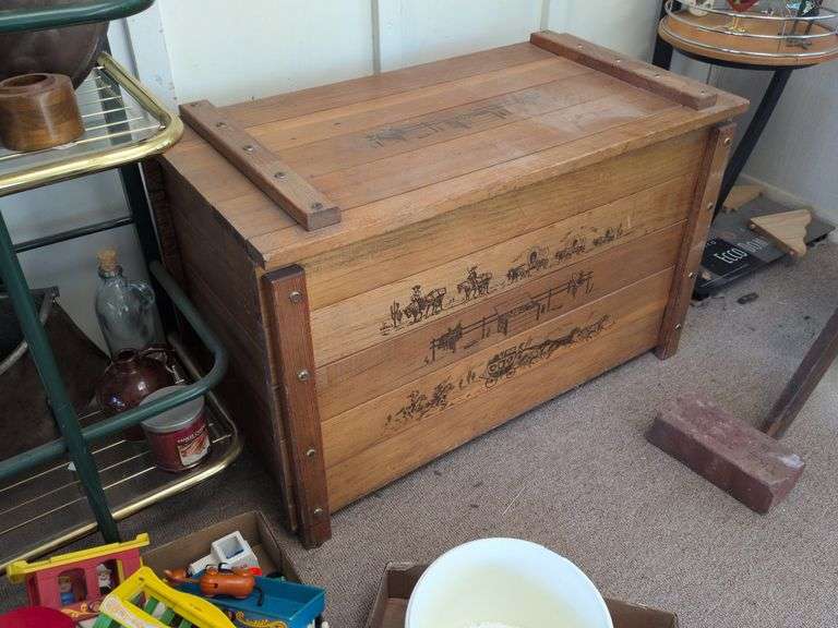 Wooden chest image