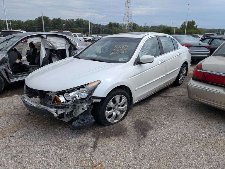 2010 HONDA ACCORD image