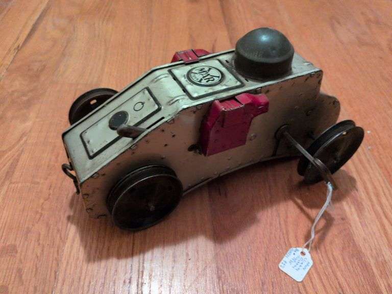 Marx tin litho Wind-up Metal Fighting tank image