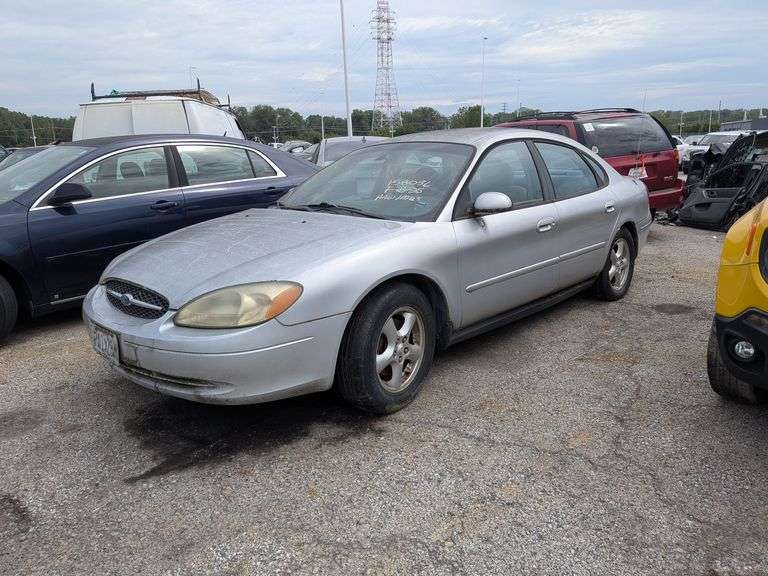 2003 FORD TAURUS image