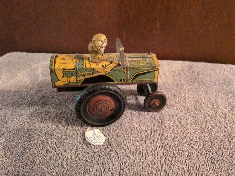 Marx Jumpin Jeep tin litho Wind-up image