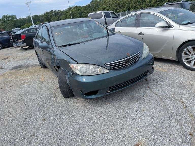 2005 TOYOTA CAMRY image
