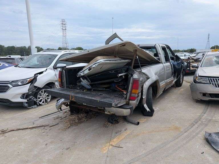 2002 CHEVROLET SILVERADO image