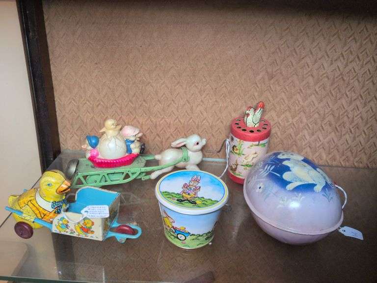 J Chein #181 Chick, Mattel Musical egg, Celluloid Easter Wind-up and misc. image