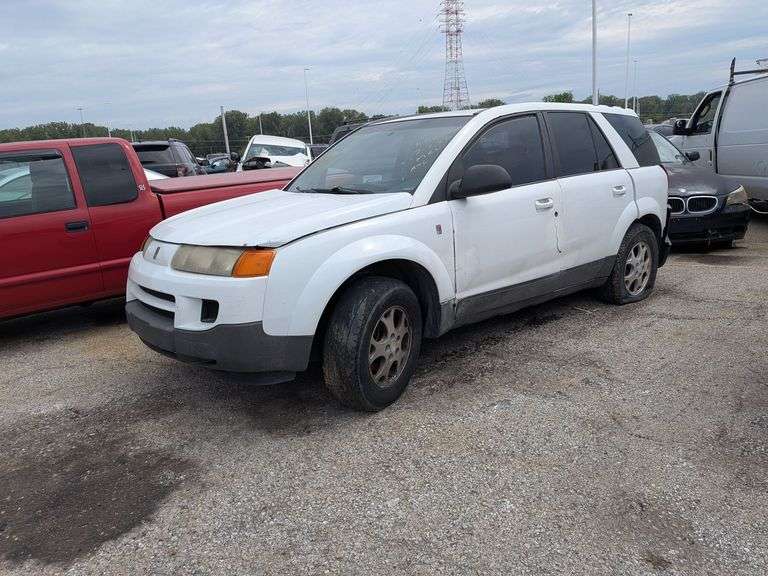 2004 SATURN VUE image