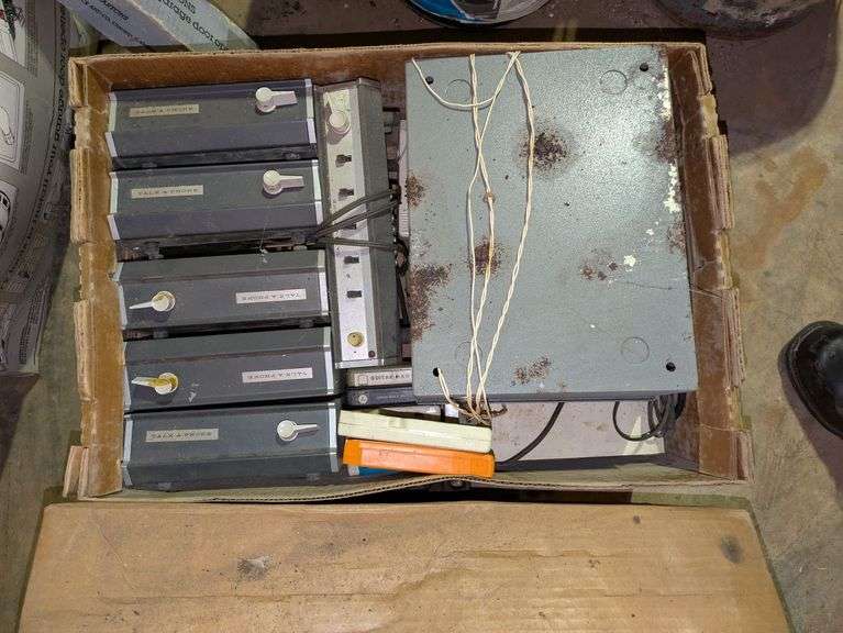 Vintage Radio System image