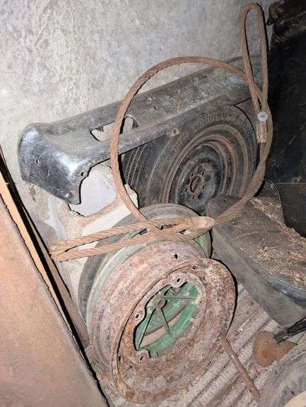 Vehicle Wheels and Bumper image