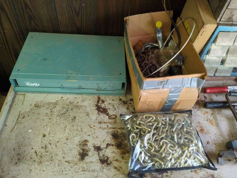 Chains, Winch and Misc image
