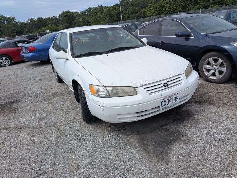 1999 TOYOTA CAMRY image