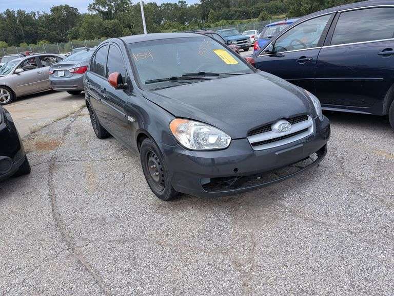 2009 HYUNDAI ACCENT image