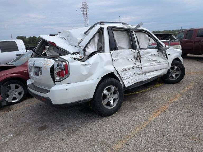 2006 HONDA PILOT image
