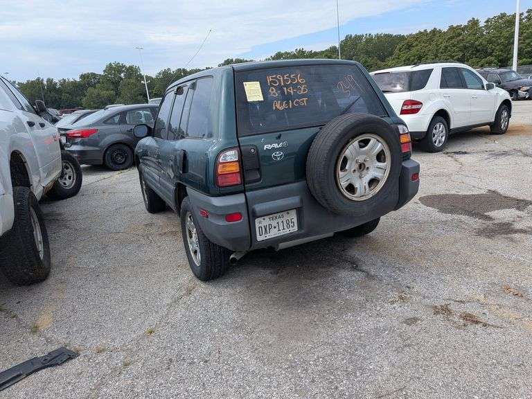 1999 TOYOTA RAV4 image