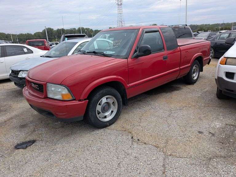 1998 GMC SONOMA image
