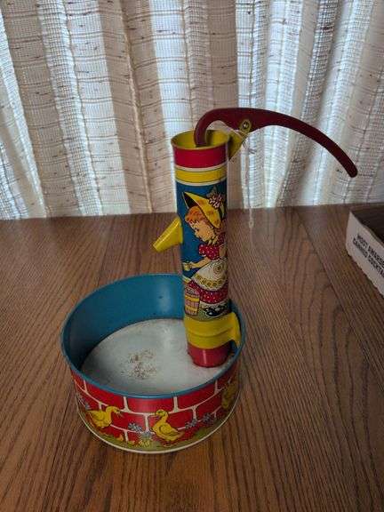 8.5" Ohio Art Beach Toy Water Pump image