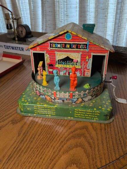 Mattel Farmer in the Dell image