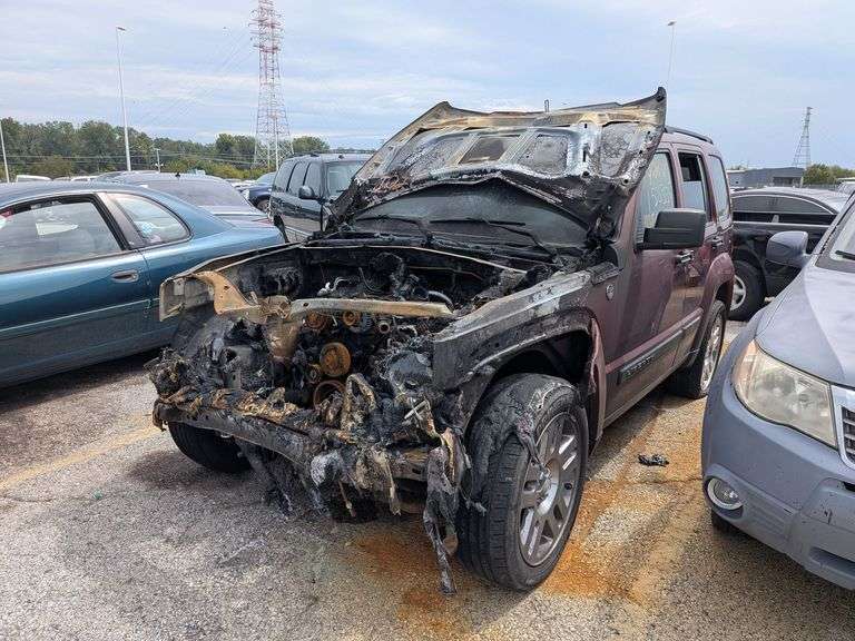 2008 JEEP LIBERTY image